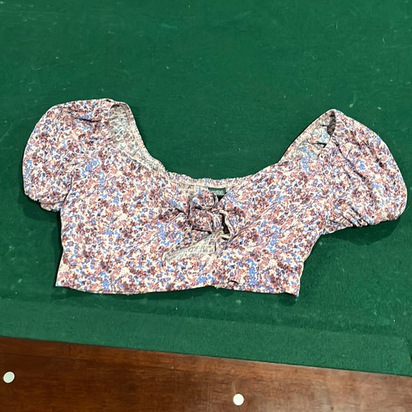 floral cropped tie shirt - Picture 1 of 4